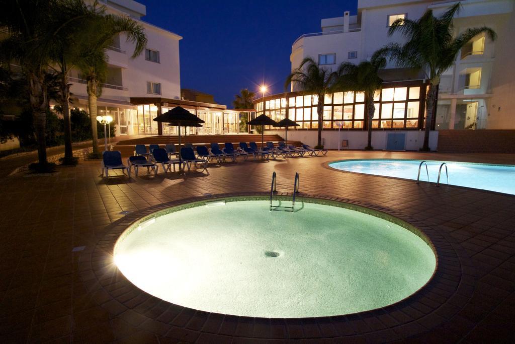 Vila Mos - Beach Resort Лагос Екстериор снимка