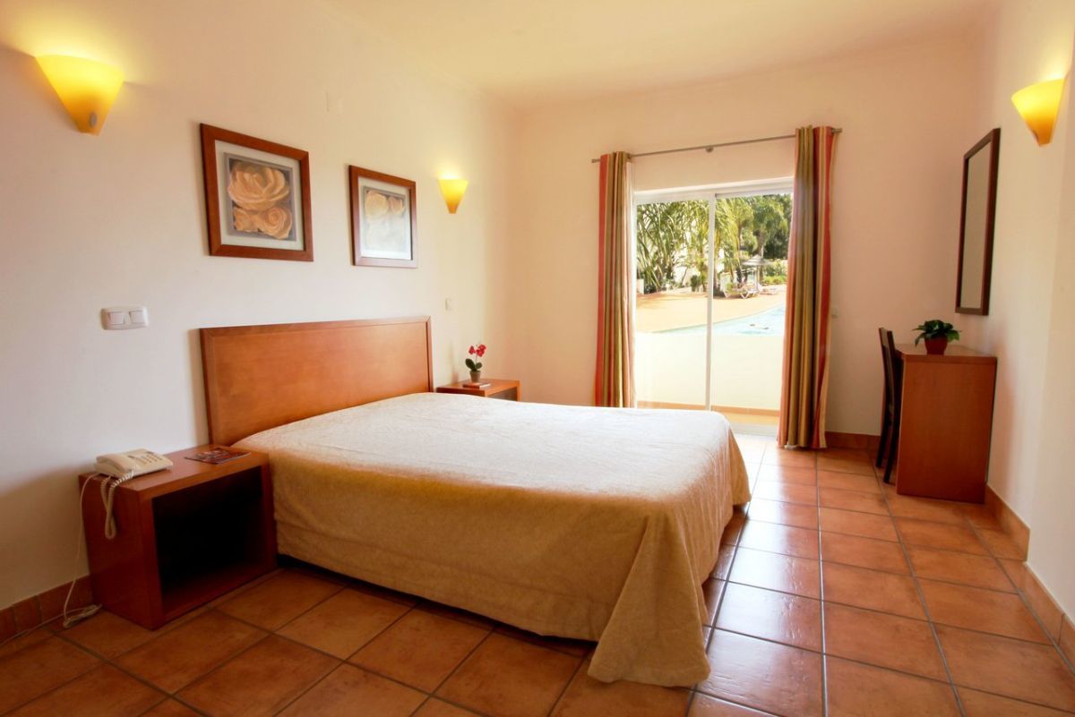 Vila Mos - Beach Resort Лагос Екстериор снимка