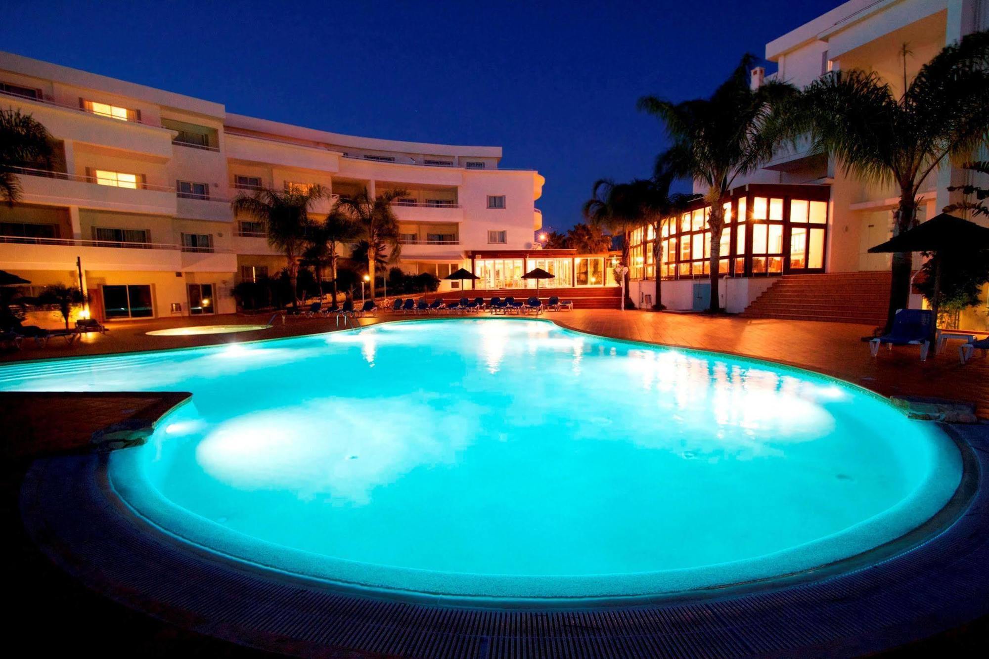 Vila Mos - Beach Resort Лагос Екстериор снимка